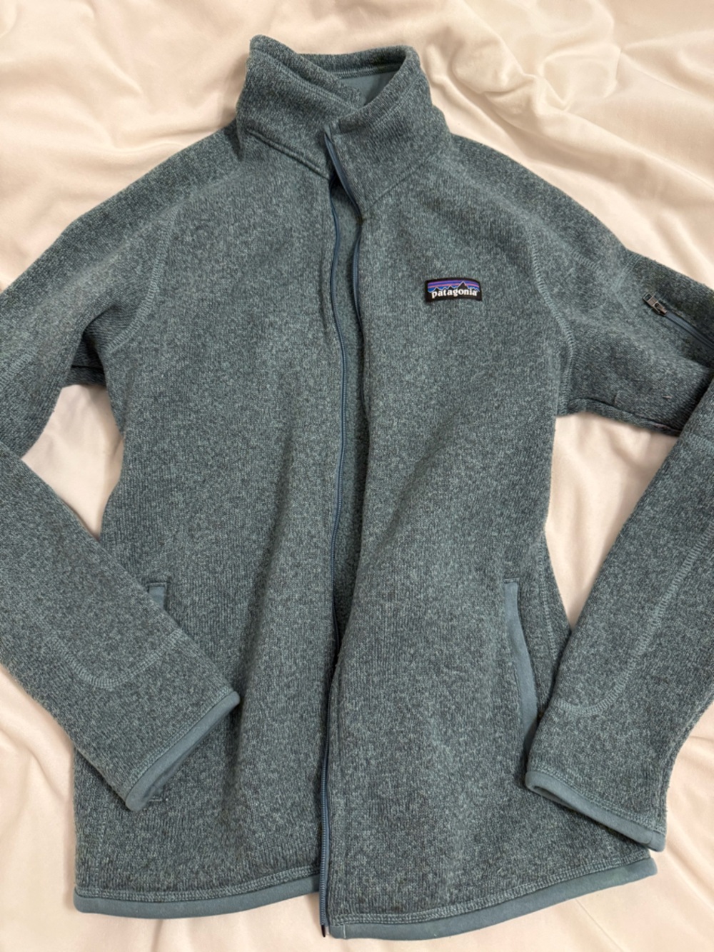 Patagonia women’s Teal Full-Zip Fleece Jacket